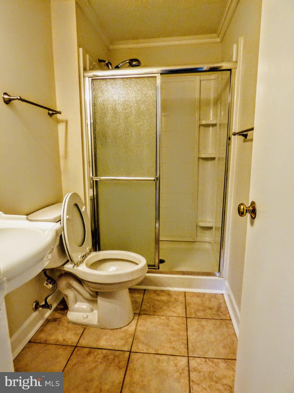 FERNSHIRE FARMS - Residential Lease