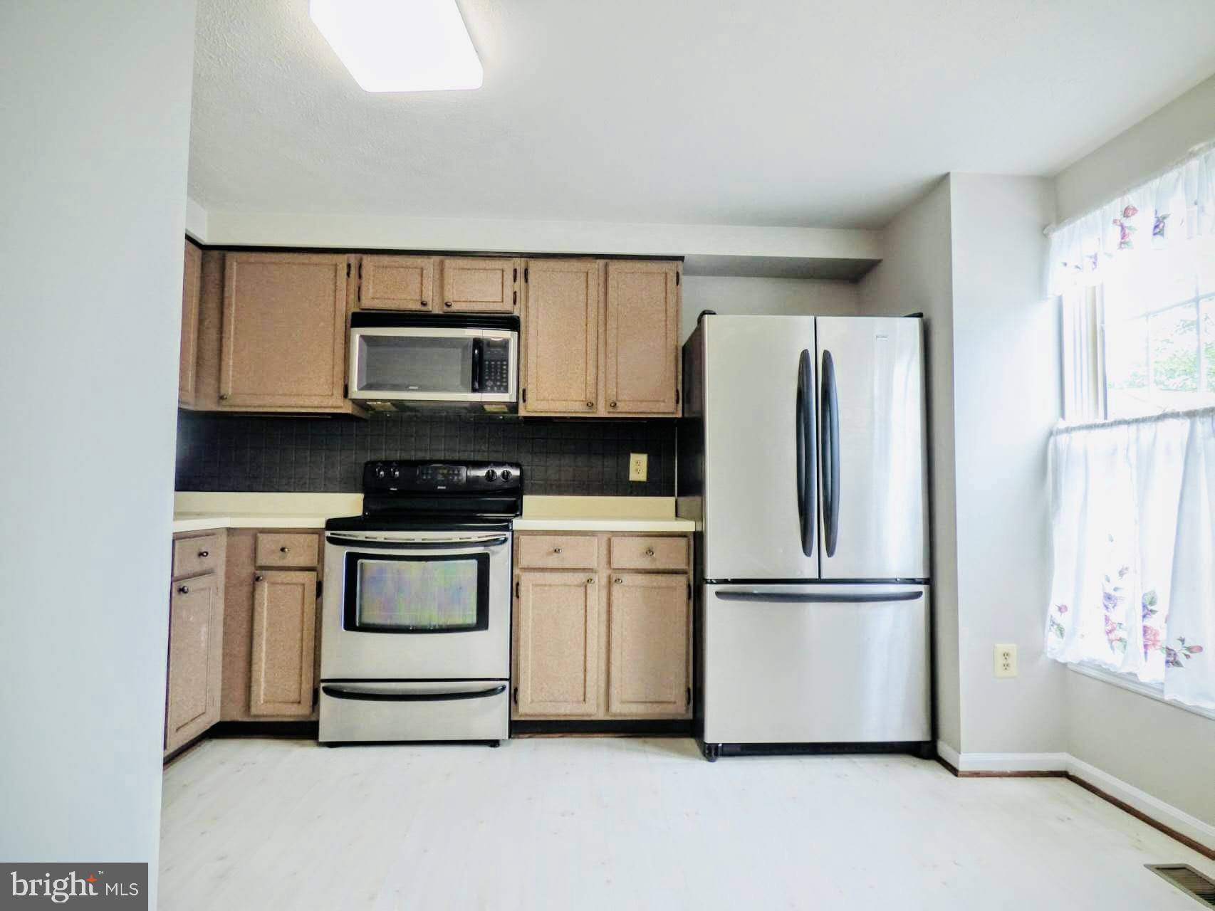 FERNSHIRE FARMS - Residential Lease