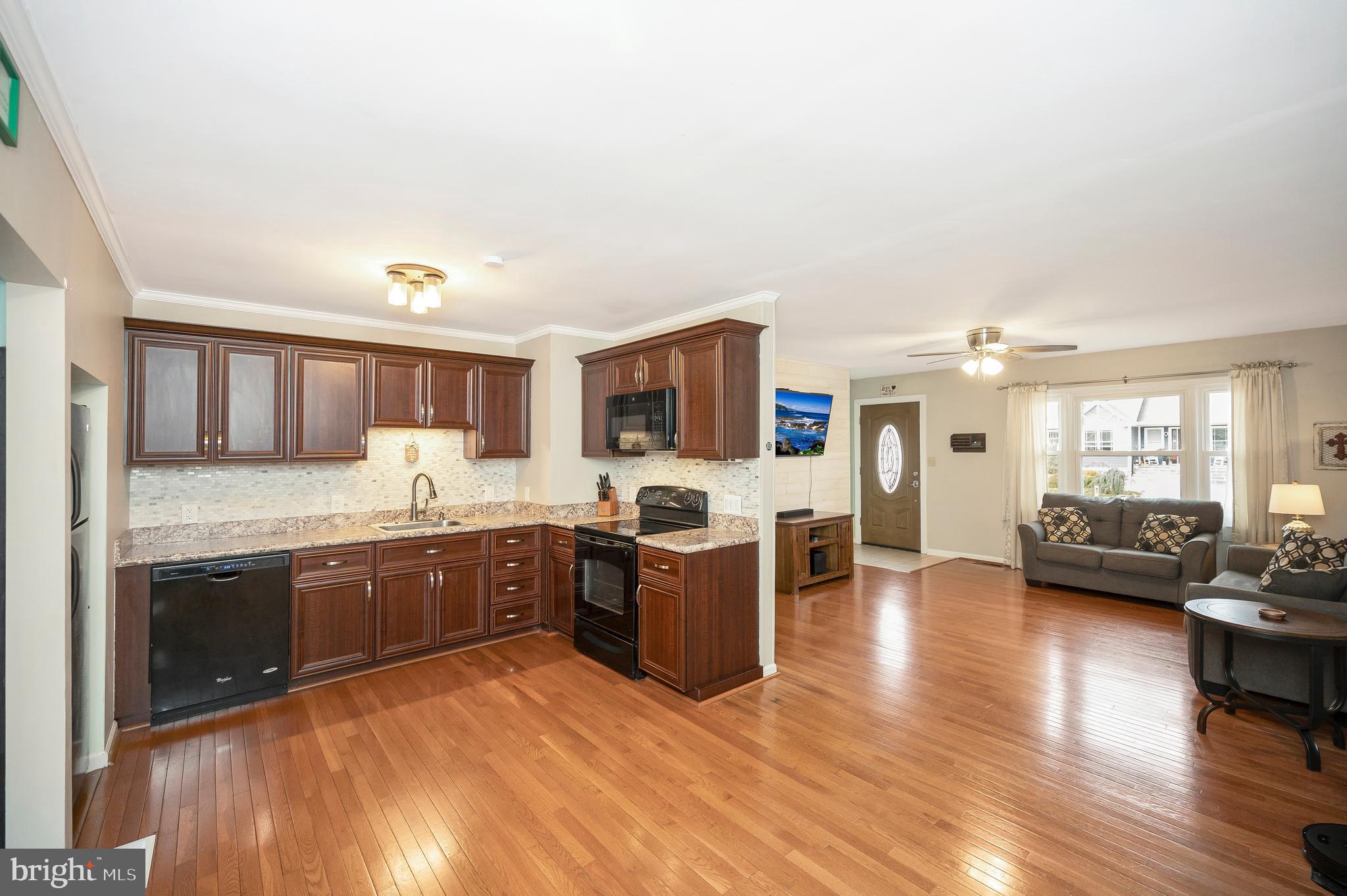 LAKE OF THE WOODS - Residential