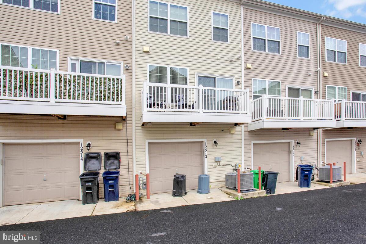 THE BRICK YARD-PLAT 5 DO - Residential Lease