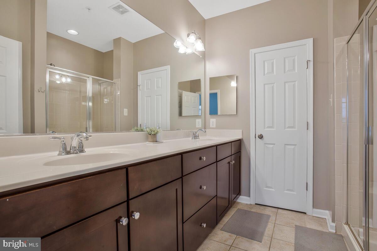 THE BRICK YARD-PLAT 5 DO - Residential Lease