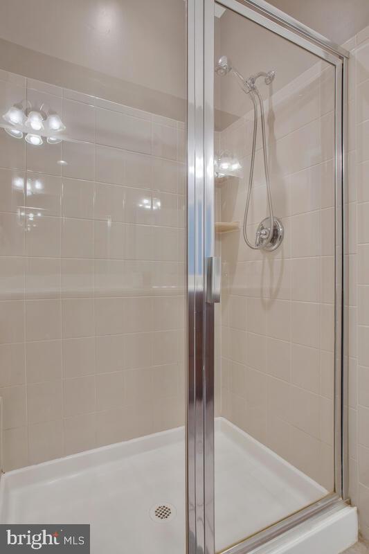 THE BRICK YARD-PLAT 5 DO - Residential Lease