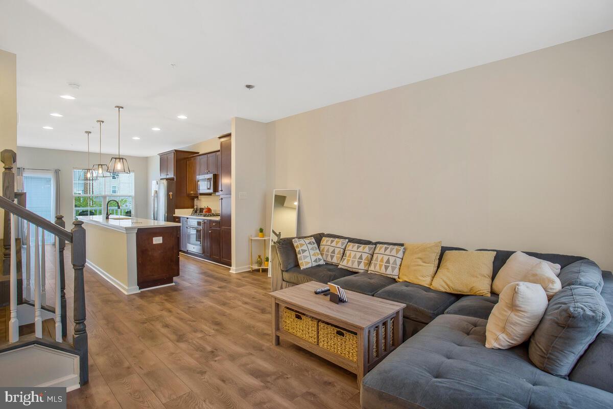 THE BRICK YARD-PLAT 5 DO - Residential Lease