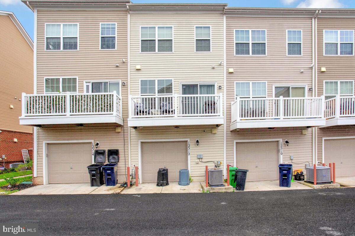 THE BRICK YARD-PLAT 5 DO - Residential Lease