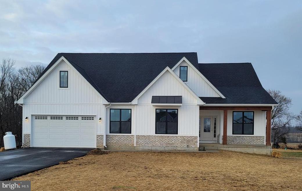 MILTON'S LANDING - Residential