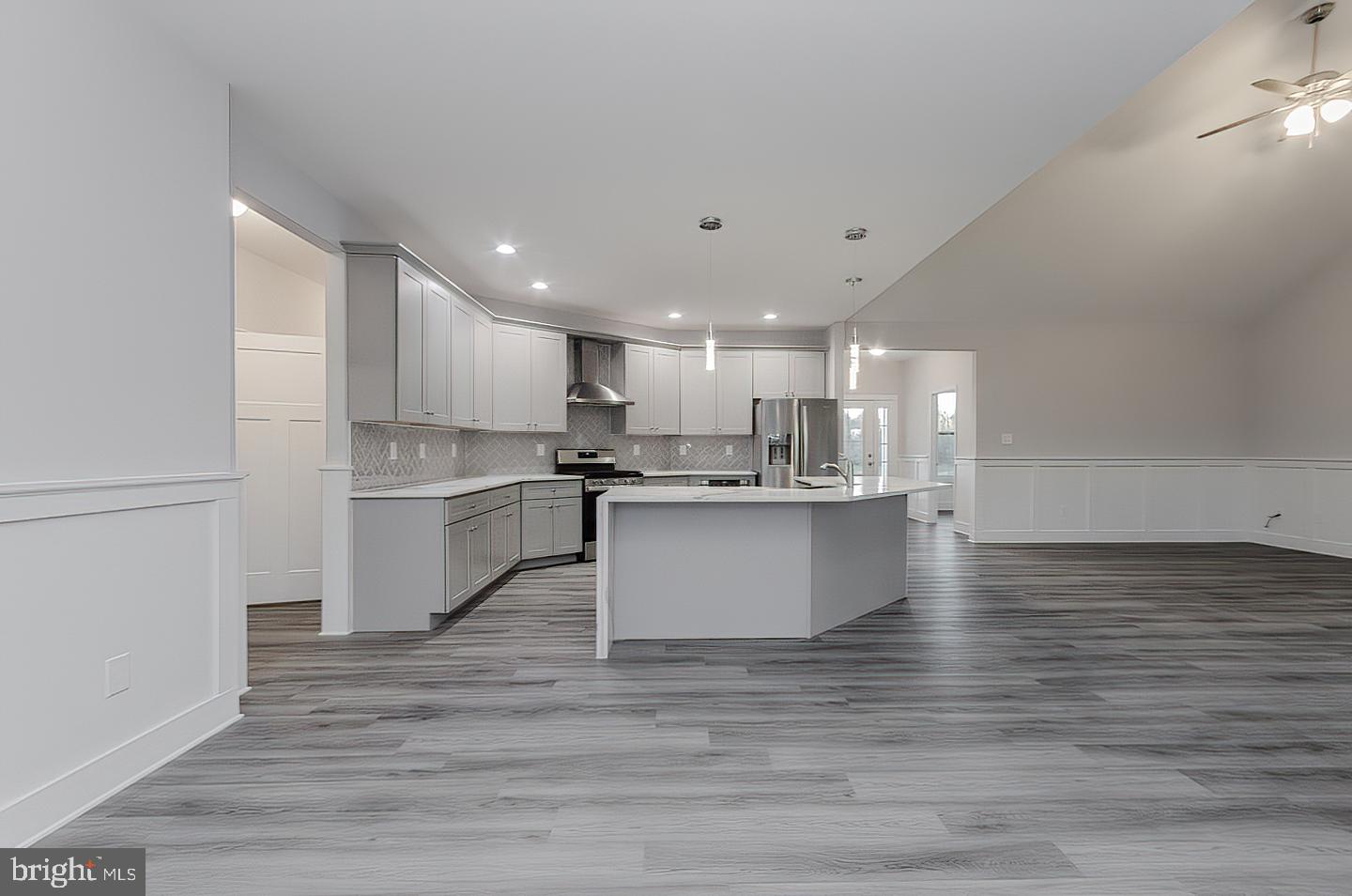 MILTON'S LANDING - Residential