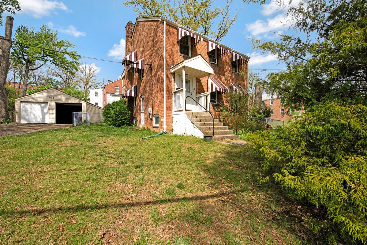 3518 LONGFELLOW STREET