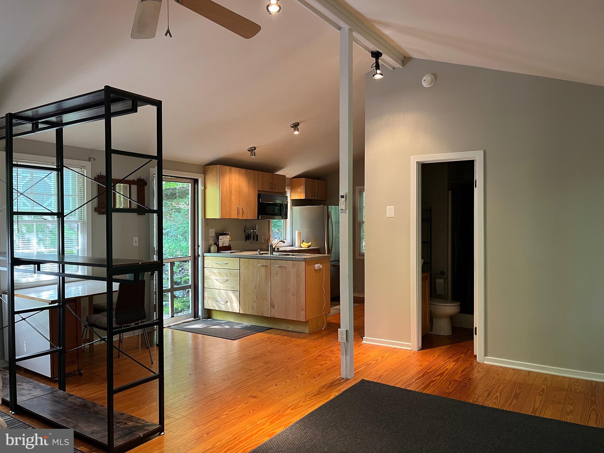 535 OLD HOLLOW ROAD