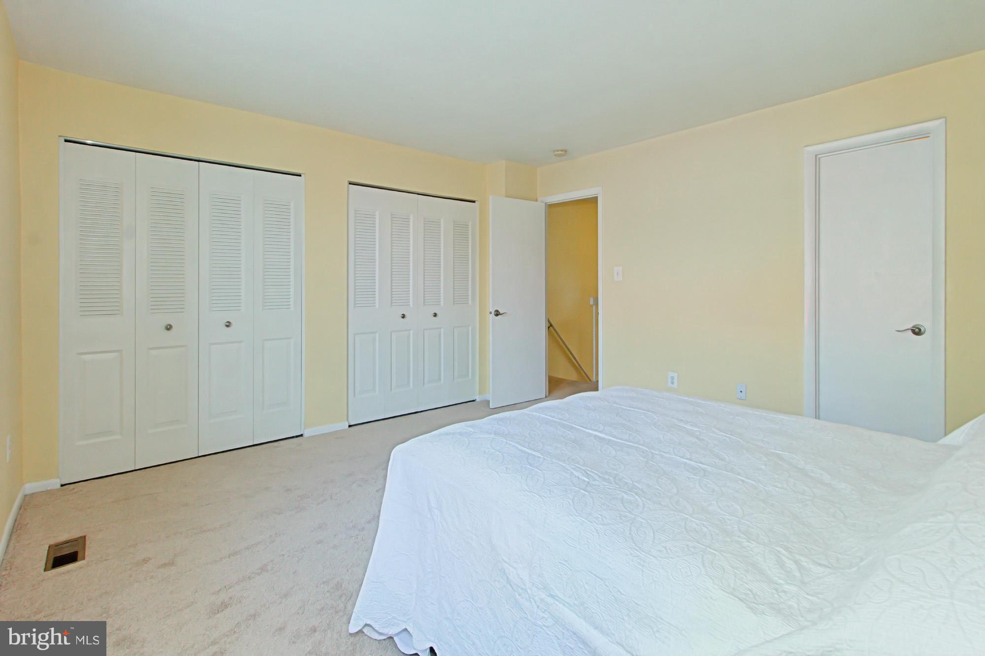 SOUTHAMPTON - Residential Lease