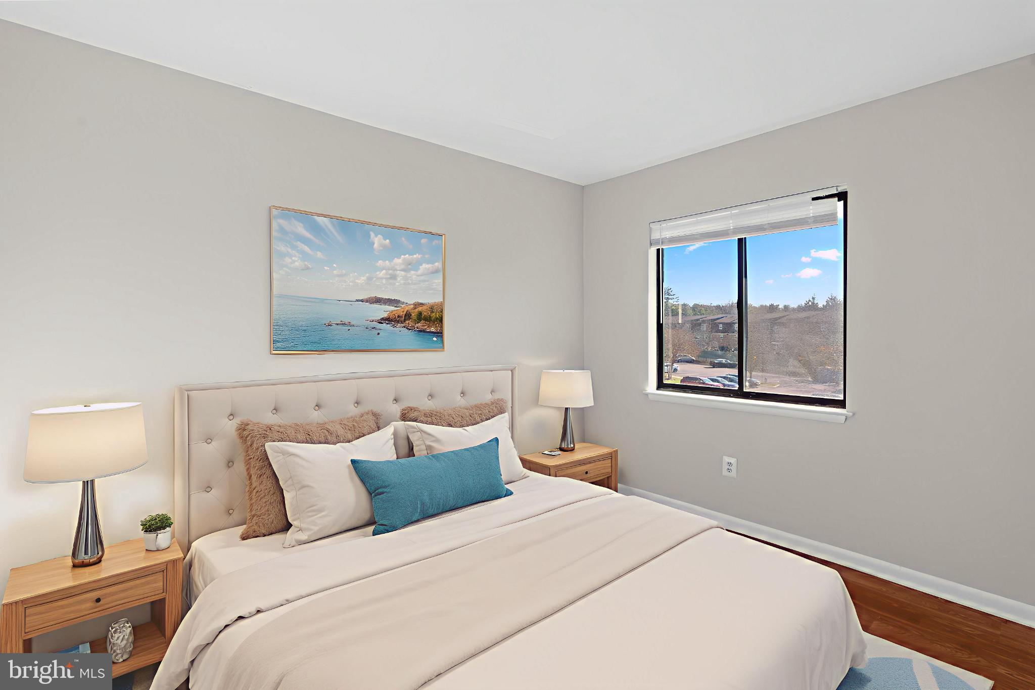 FALLS CHURCH GARDENS - Residential