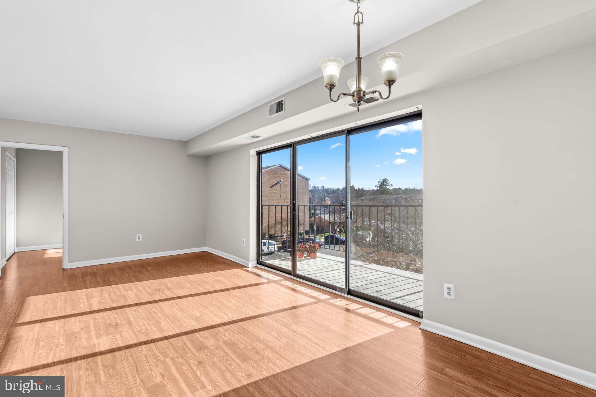 FALLS CHURCH GARDENS - Residential