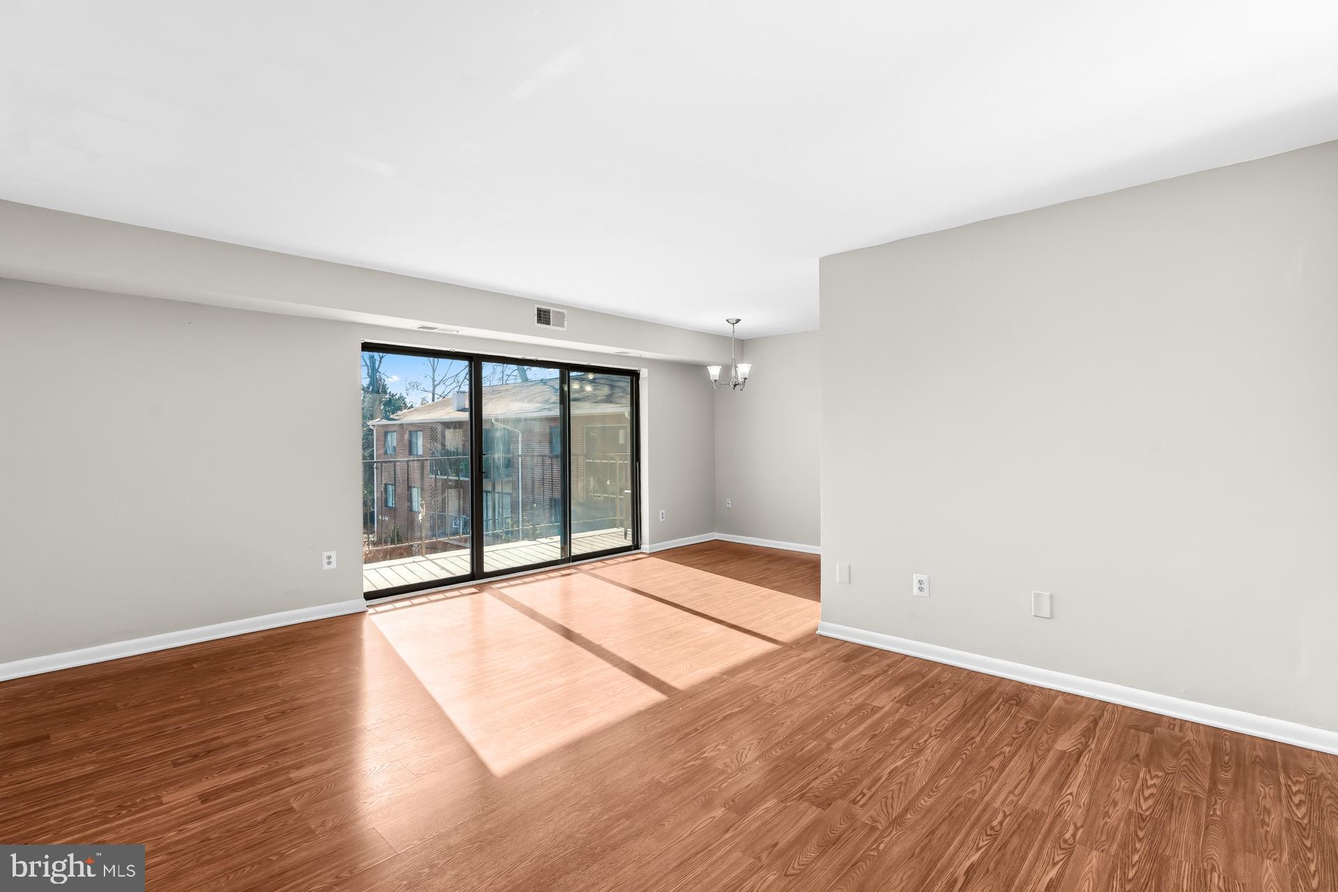 FALLS CHURCH GARDENS - Residential