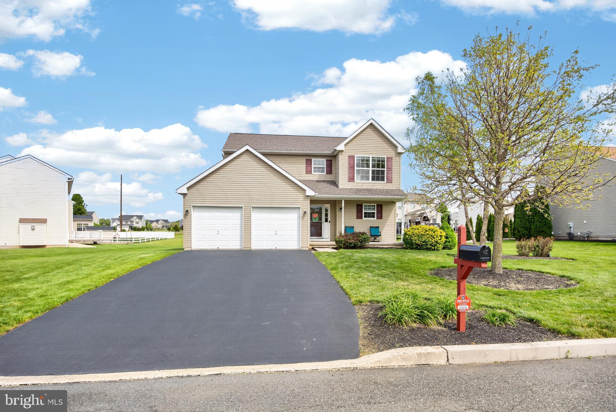 COBBLESTONE CROSSING - Residential