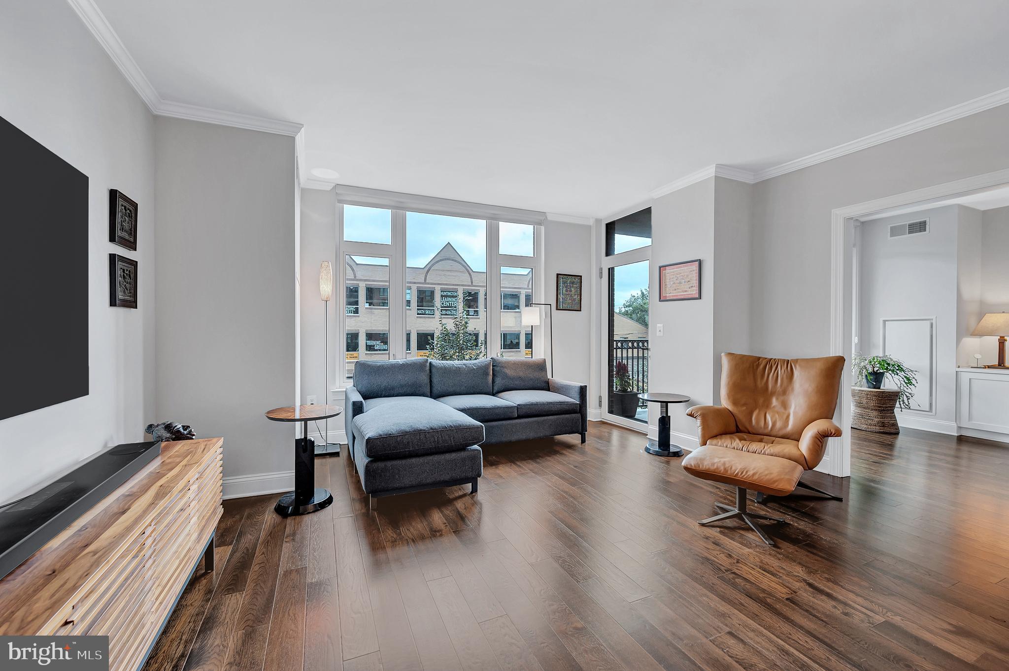 HAMPDEN ROW - Residential