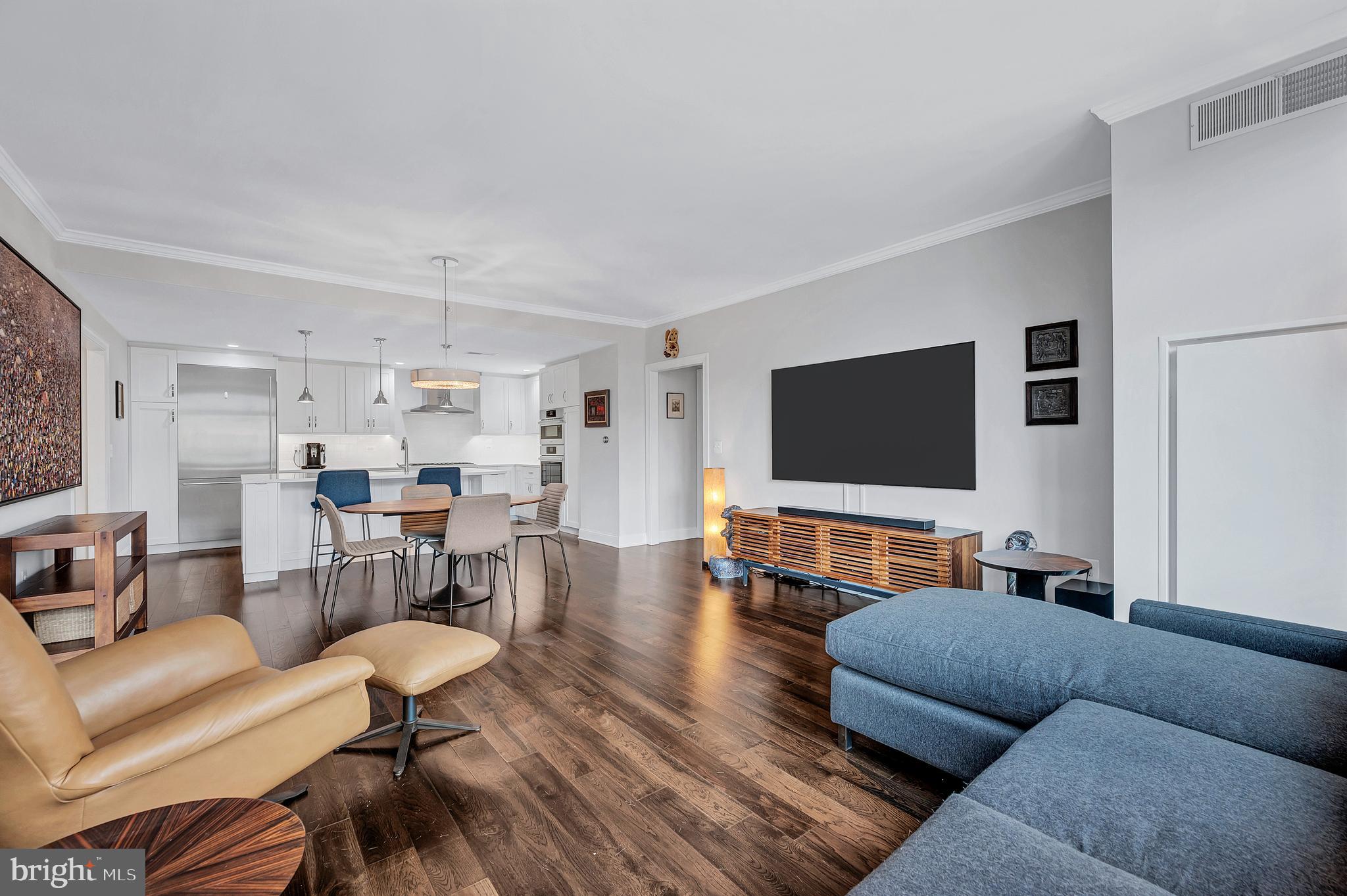 HAMPDEN ROW - Residential