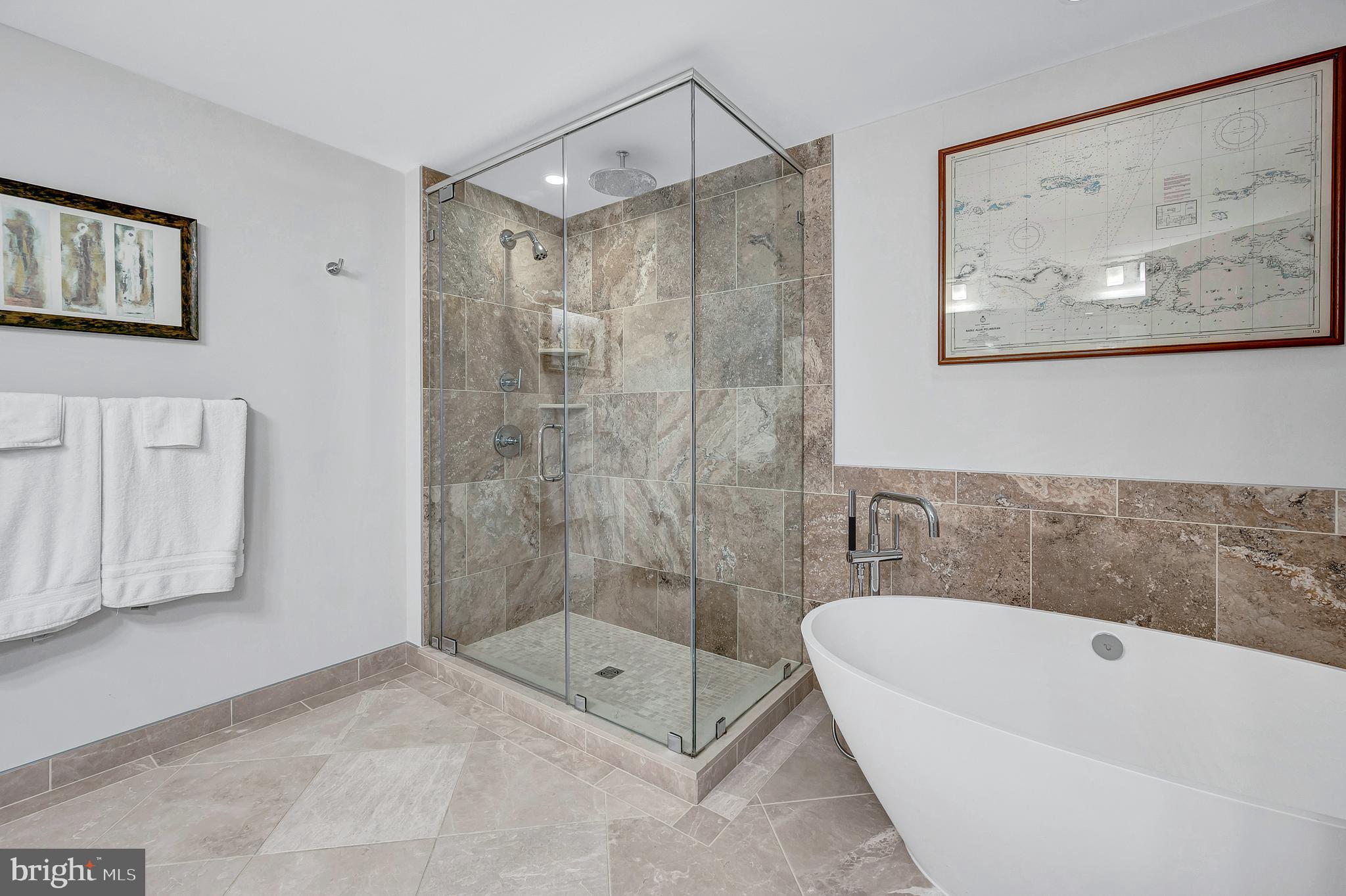 HAMPDEN ROW - Residential