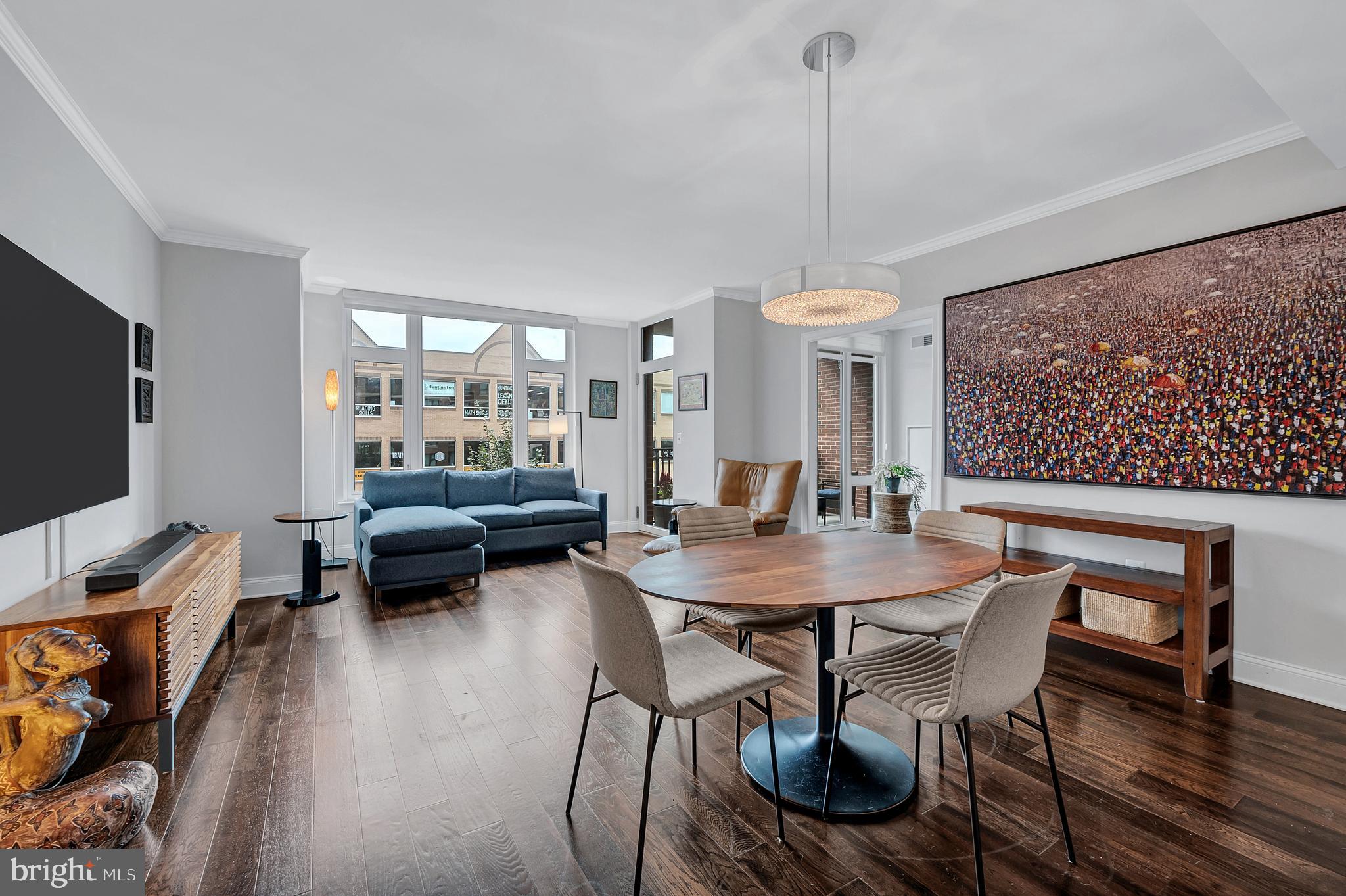 HAMPDEN ROW - Residential