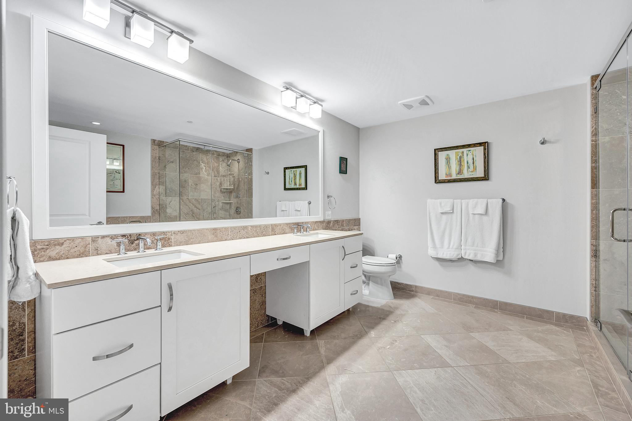 HAMPDEN ROW - Residential