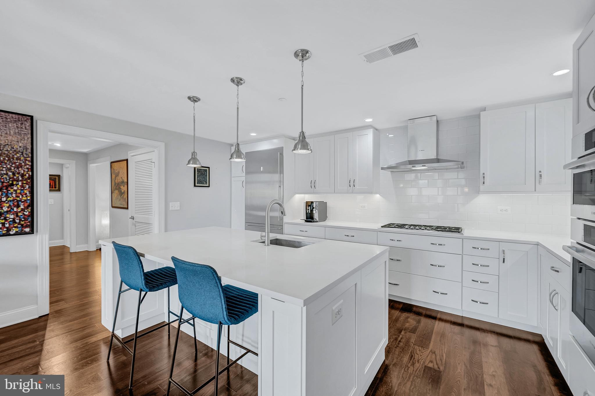 HAMPDEN ROW - Residential