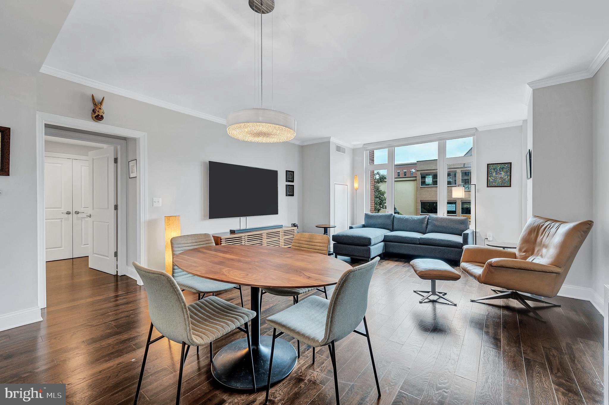 HAMPDEN ROW - Residential