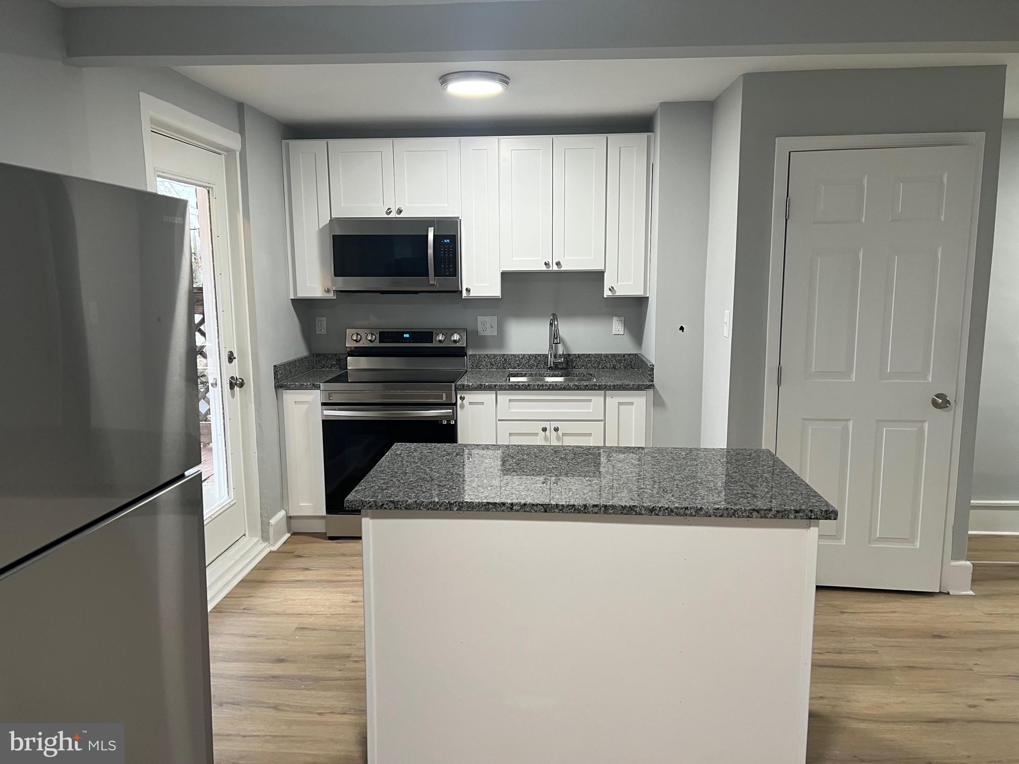 PARKVILLE - Residential Lease