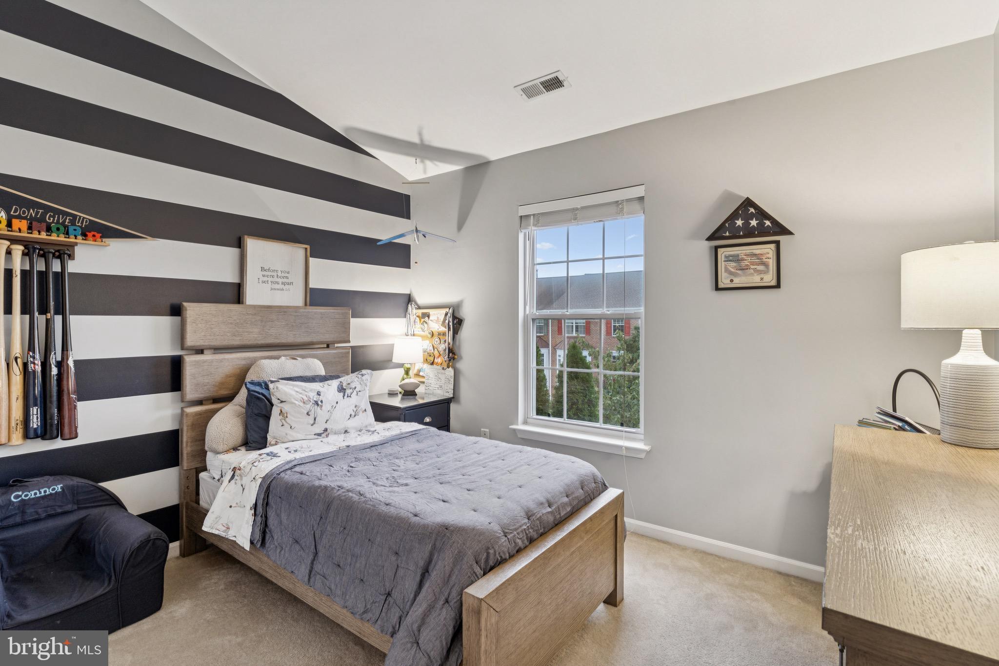 SOUTH RIVER COLONY - Residential