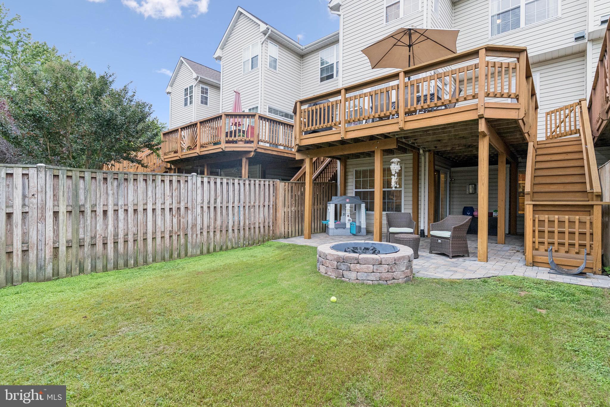 SOUTH RIVER COLONY - Residential