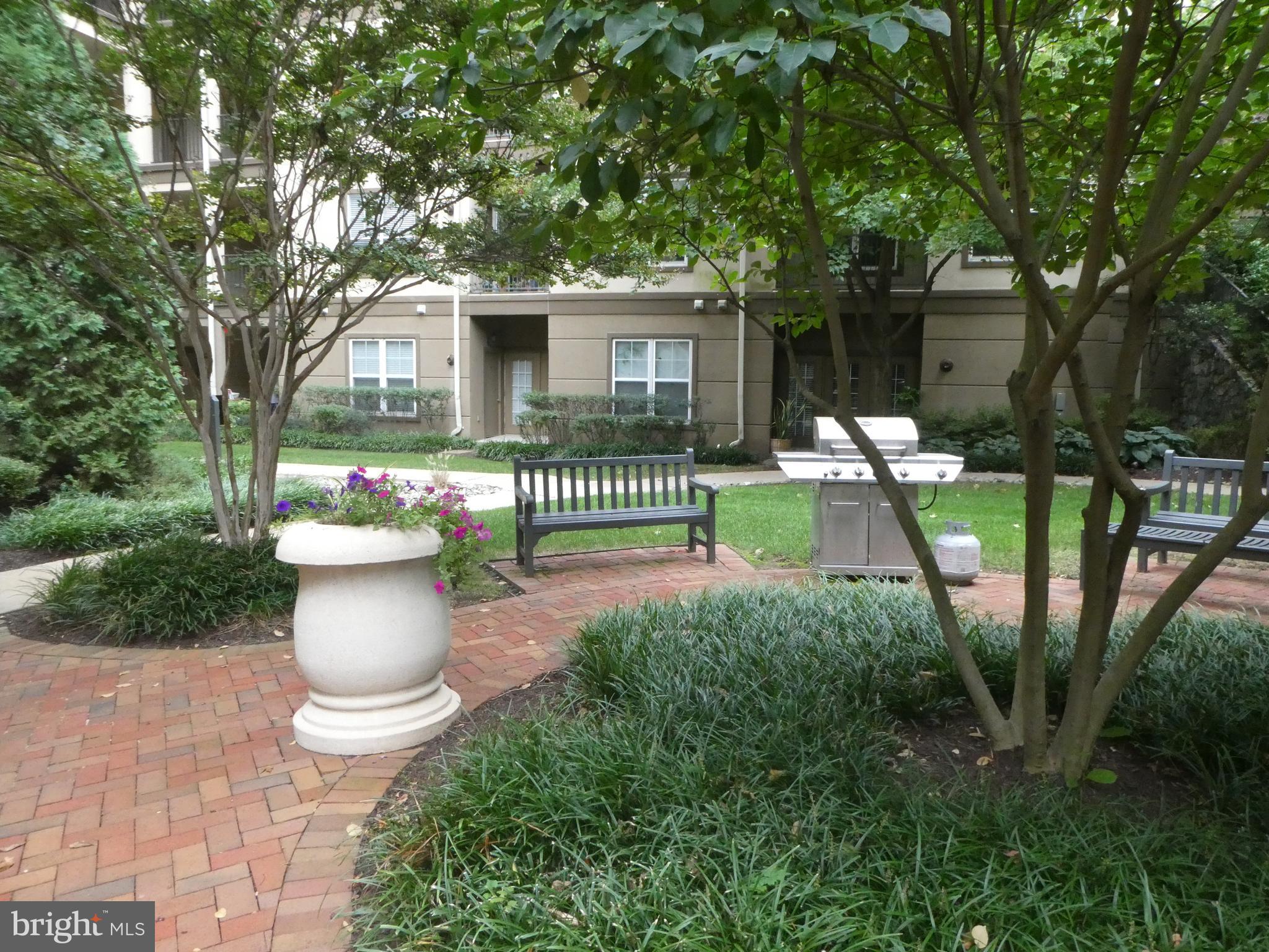 WHITE FLINT STATION - Residential Lease