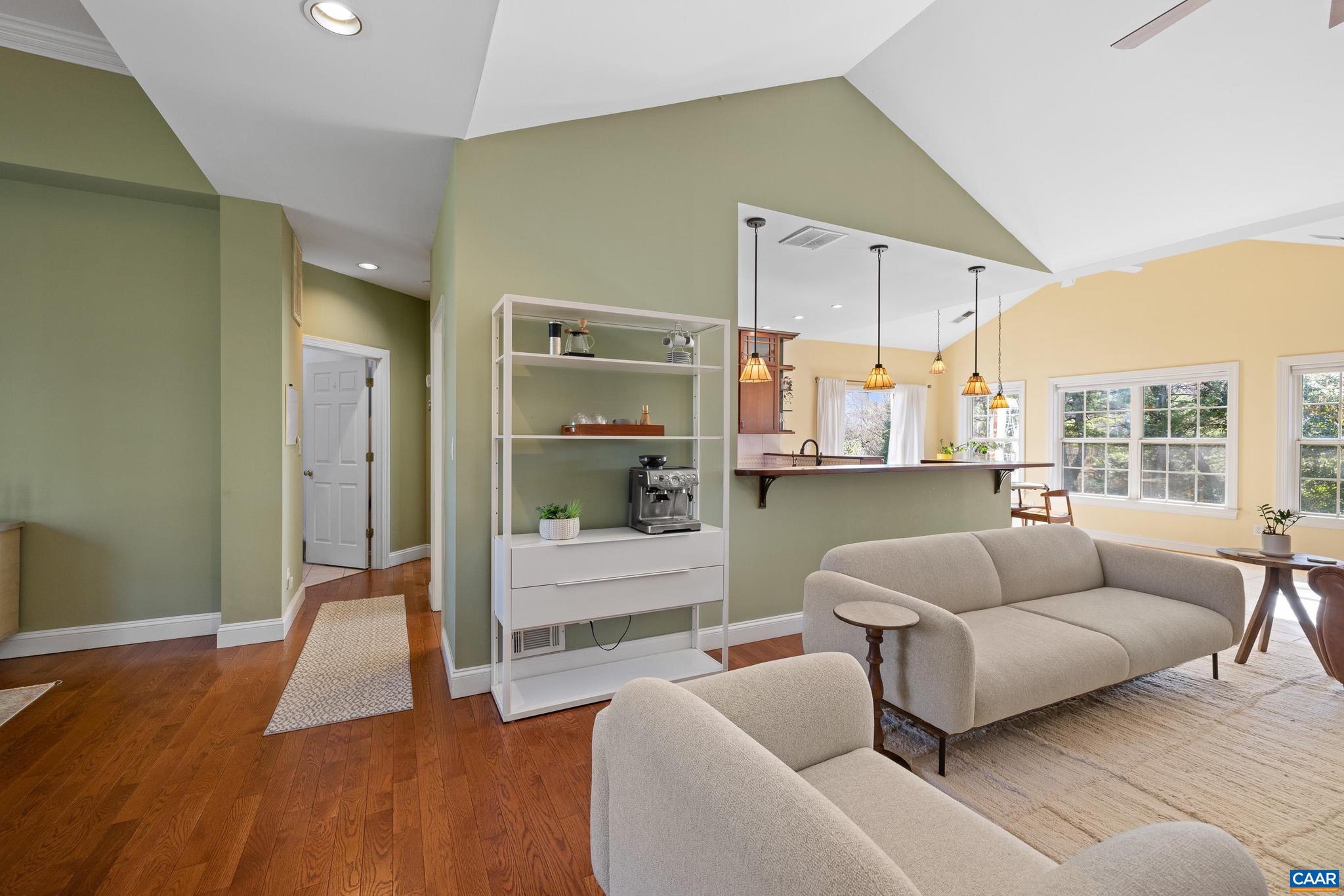 FOREST LAKES SOUTH - Residential