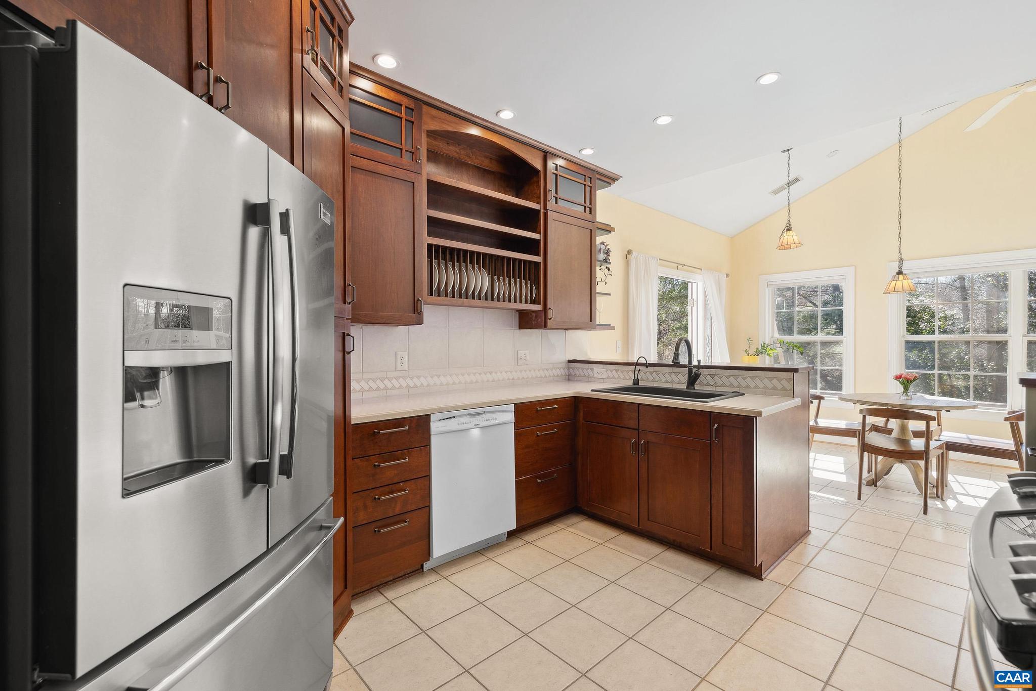 FOREST LAKES SOUTH - Residential