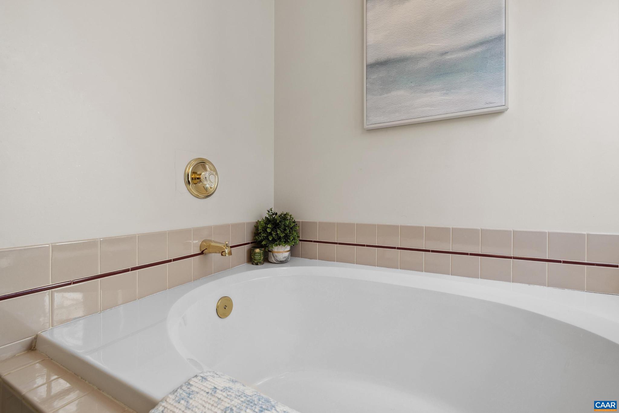 FOREST LAKES SOUTH - Residential