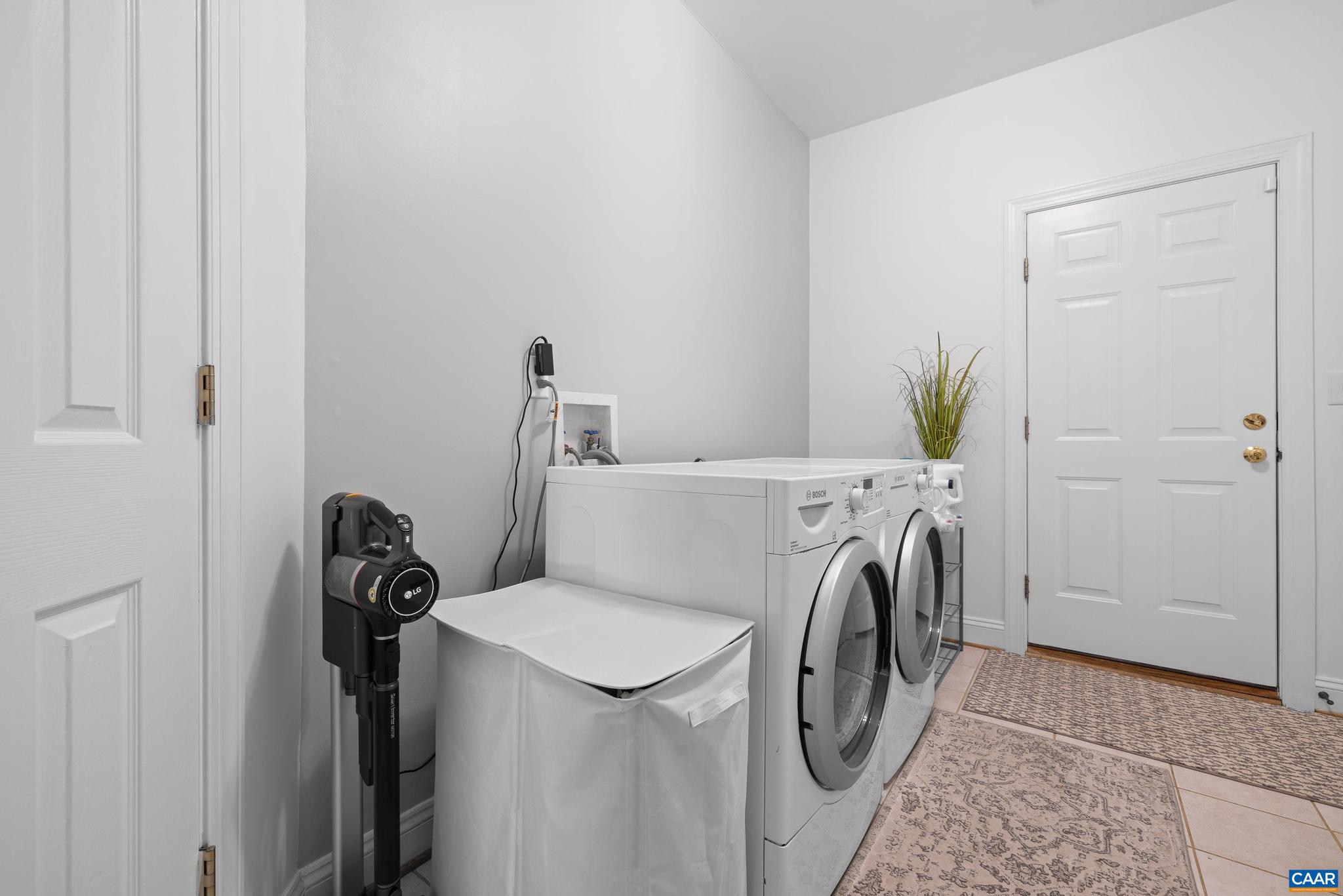 FOREST LAKES SOUTH - Residential