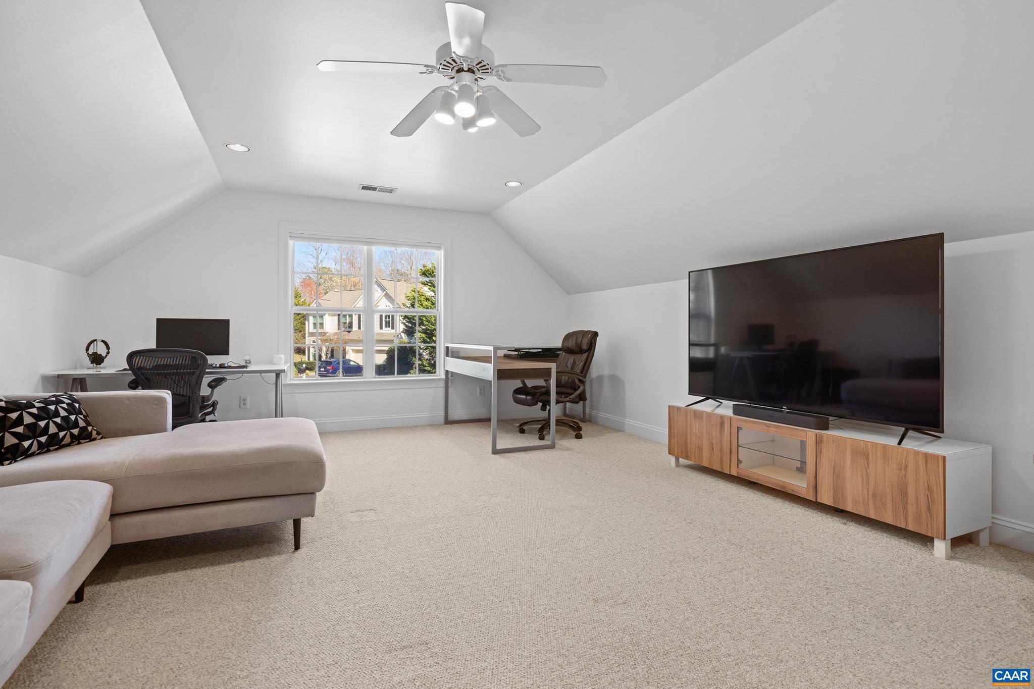 FOREST LAKES SOUTH - Residential