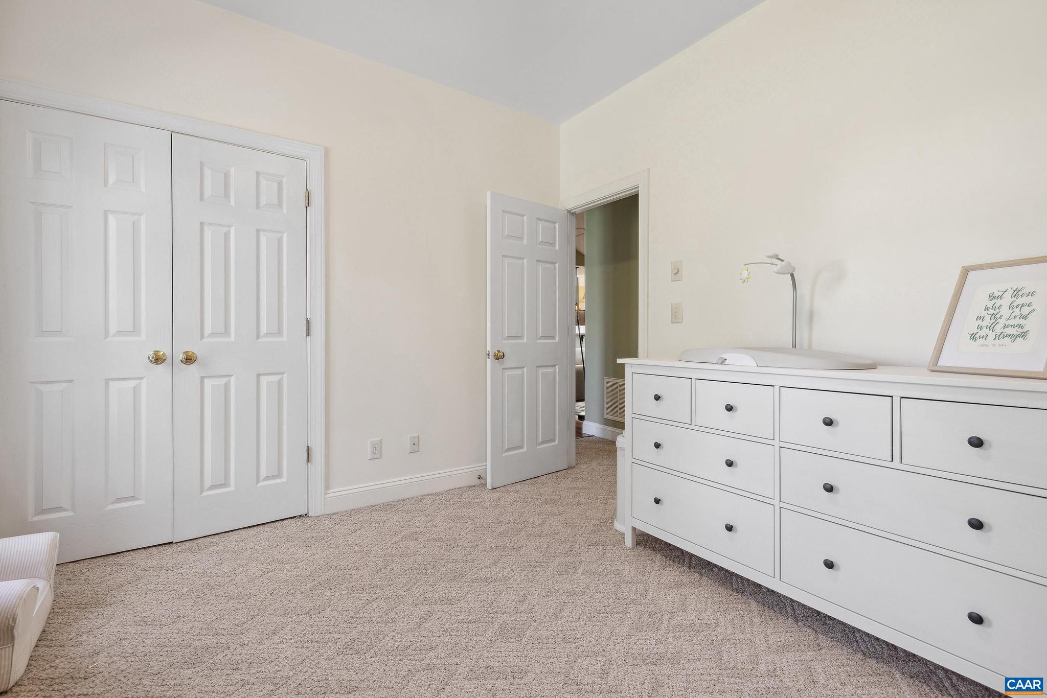 FOREST LAKES SOUTH - Residential