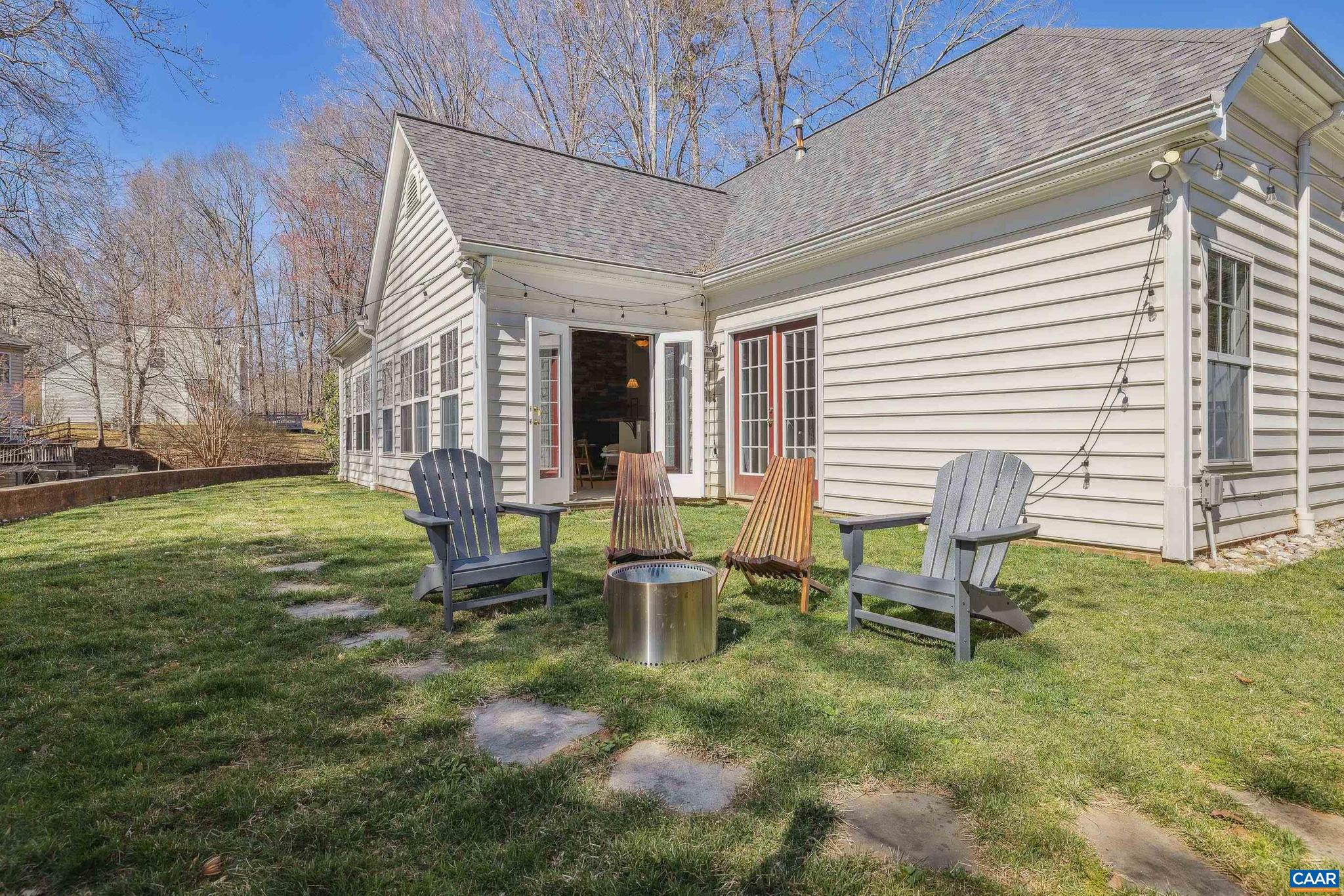 FOREST LAKES SOUTH - Residential