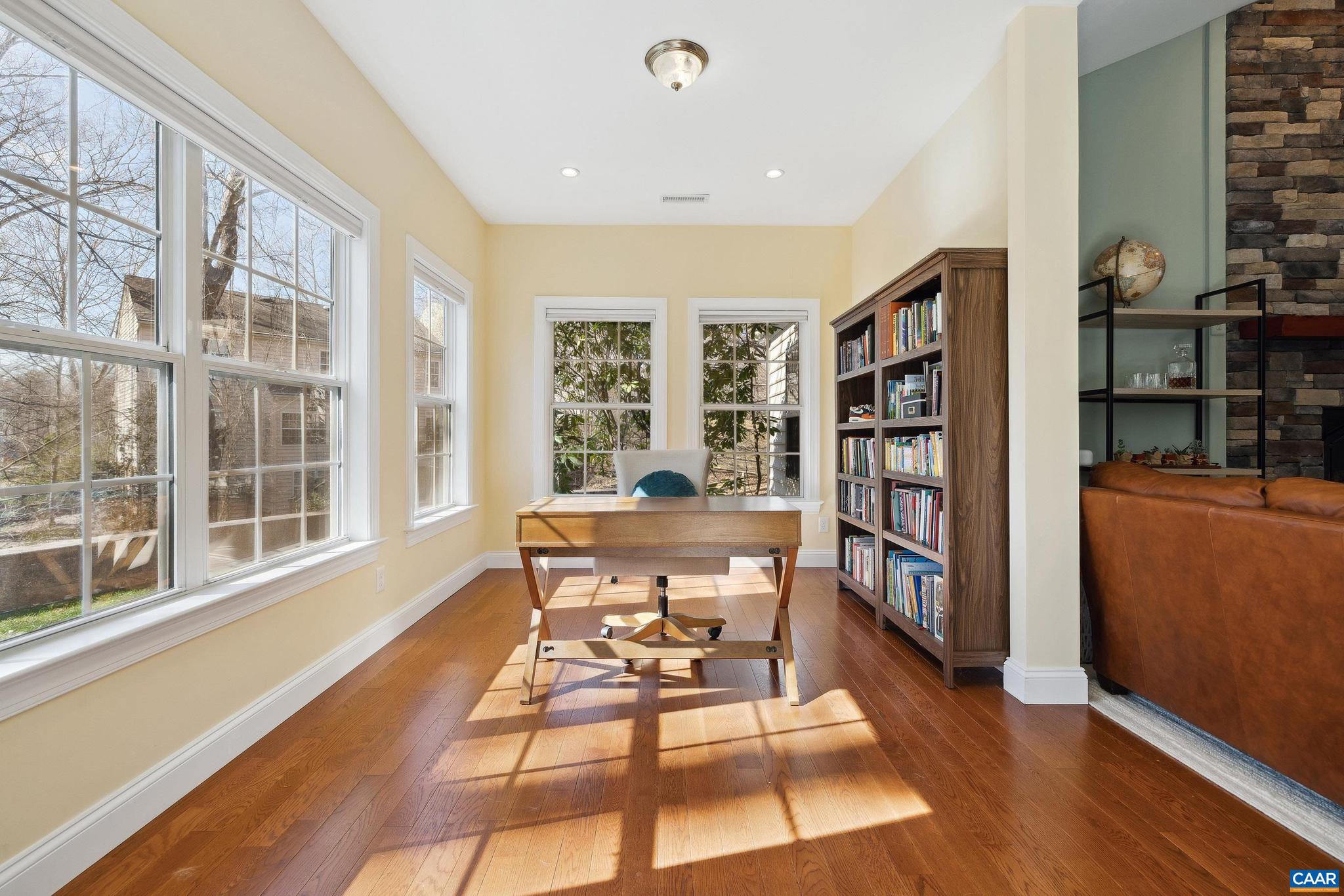 FOREST LAKES SOUTH - Residential