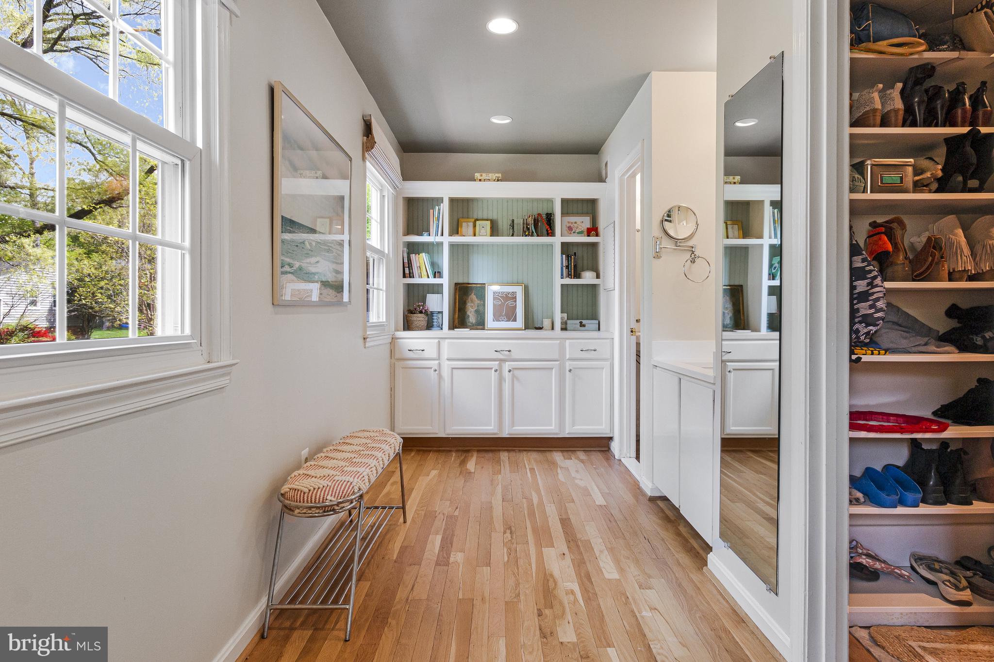 CHAPEL SQUARE - Residential