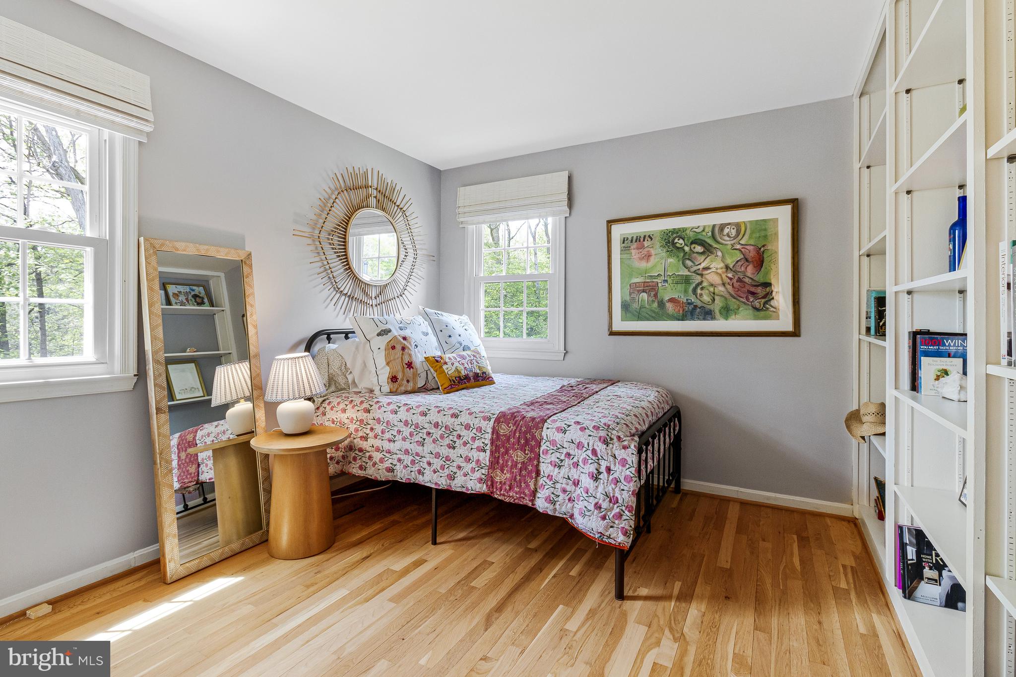 CHAPEL SQUARE - Residential