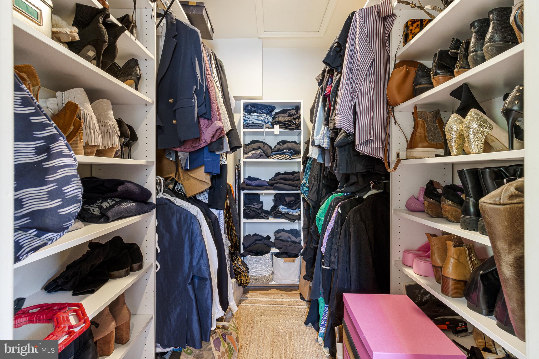 CHAPEL SQUARE - Residential