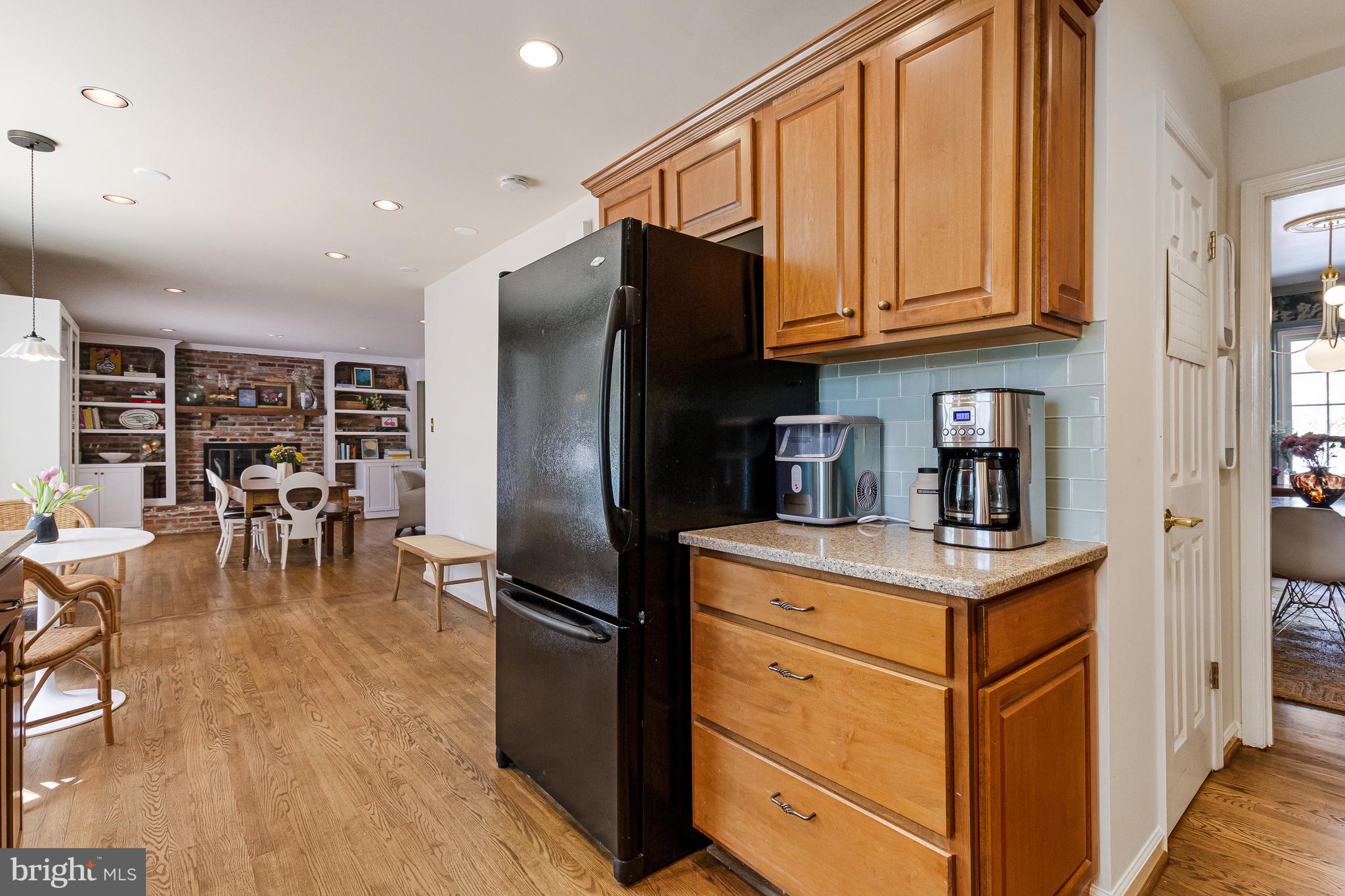 CHAPEL SQUARE - Residential