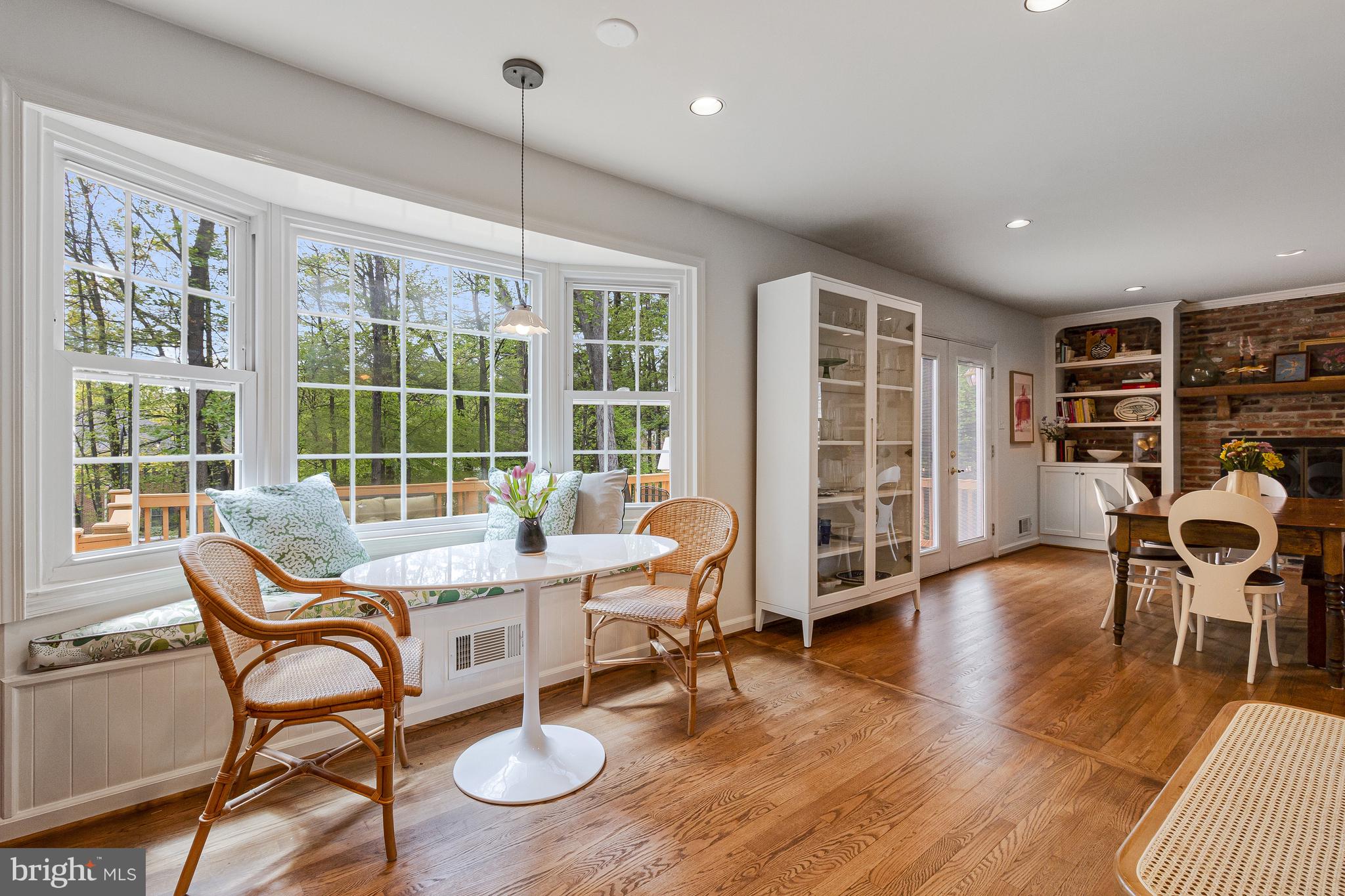 CHAPEL SQUARE - Residential