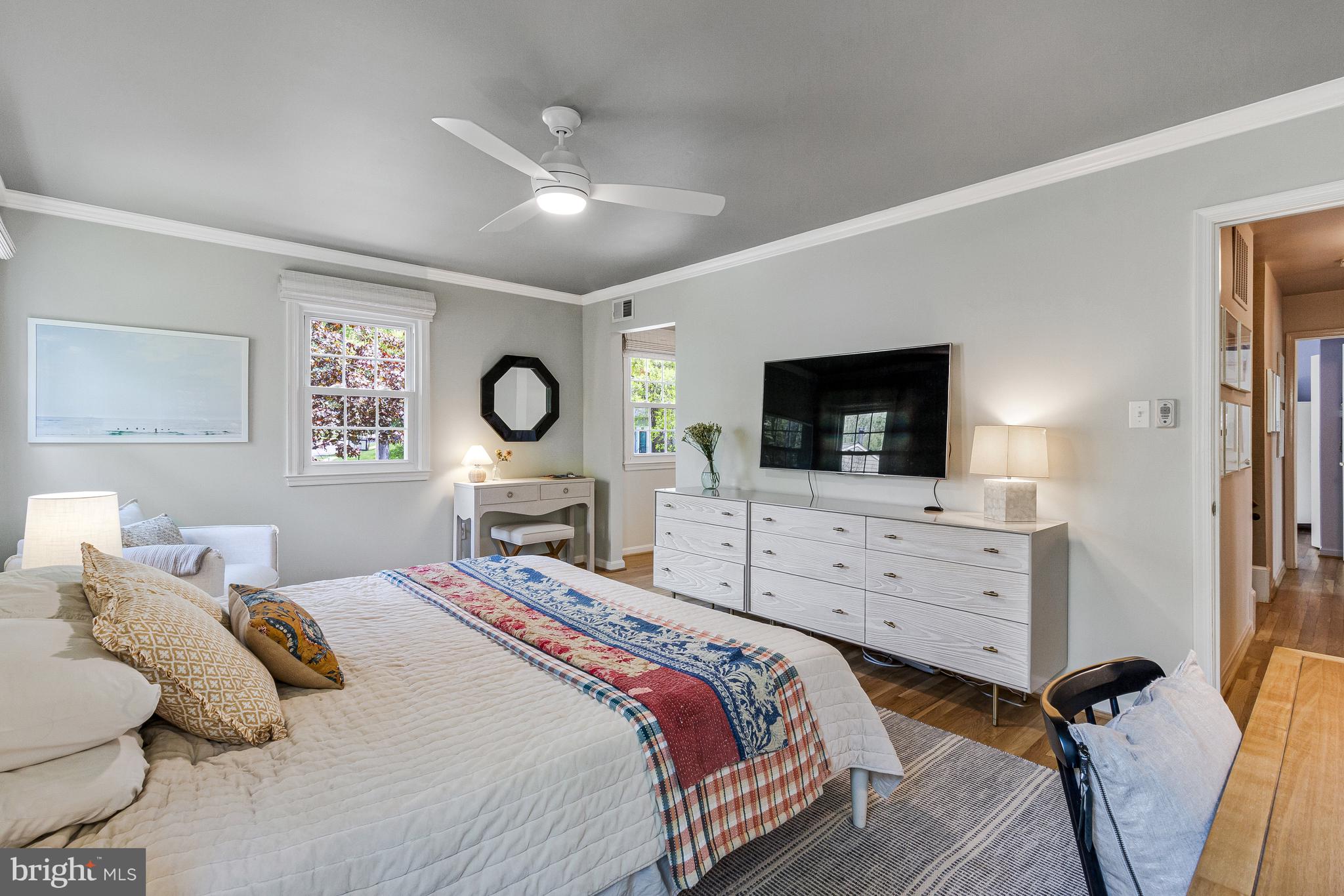 CHAPEL SQUARE - Residential