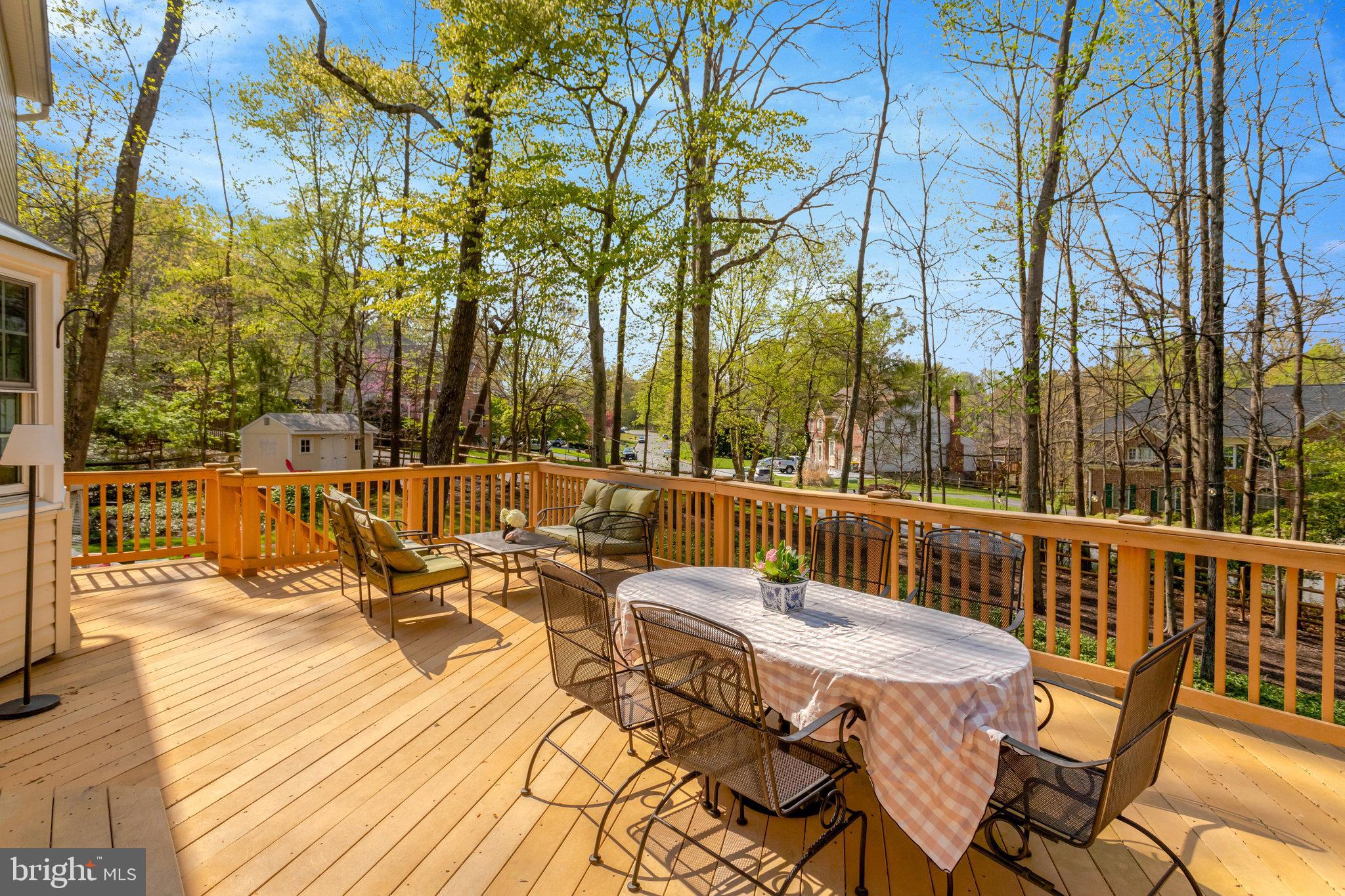 CHAPEL SQUARE - Residential