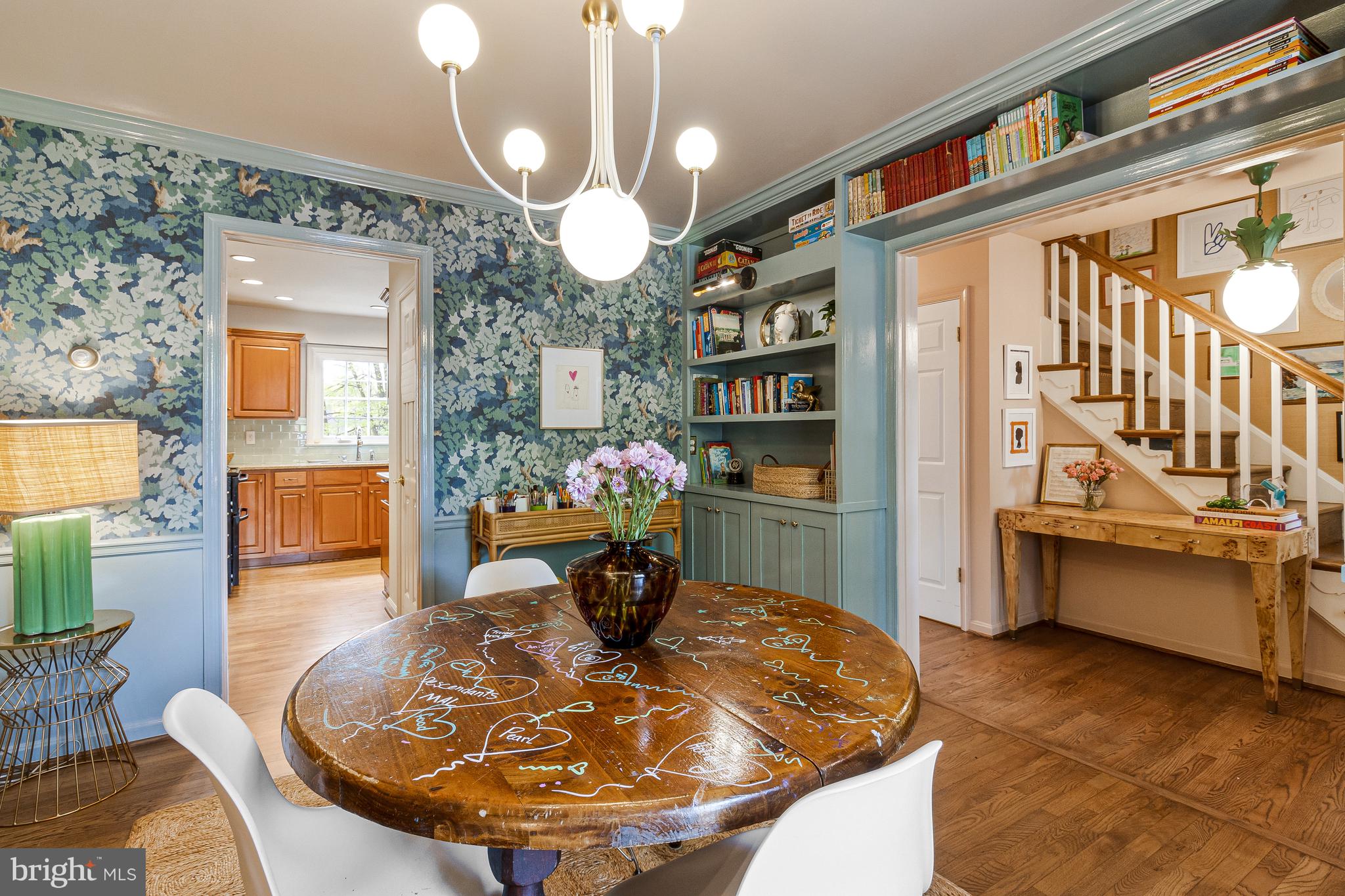 CHAPEL SQUARE - Residential