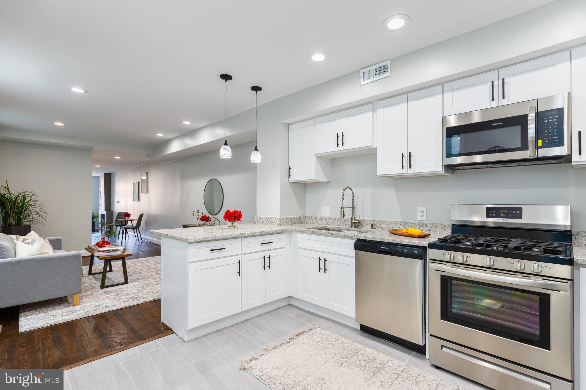 BUTCHER'S HILL - Residential