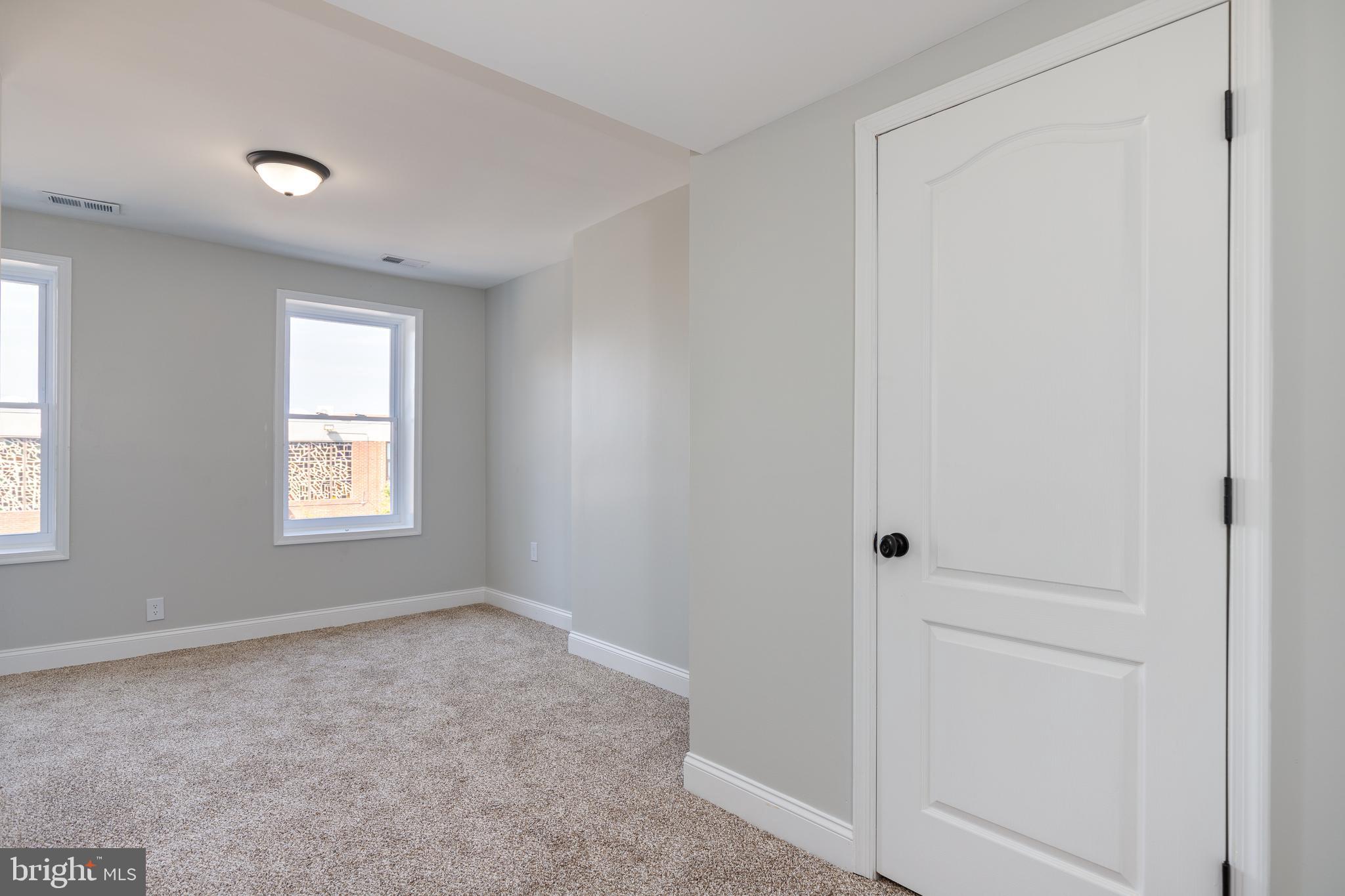 BUTCHER'S HILL - Residential