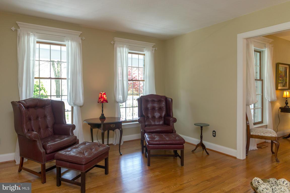 KENMAR MANOR - Residential