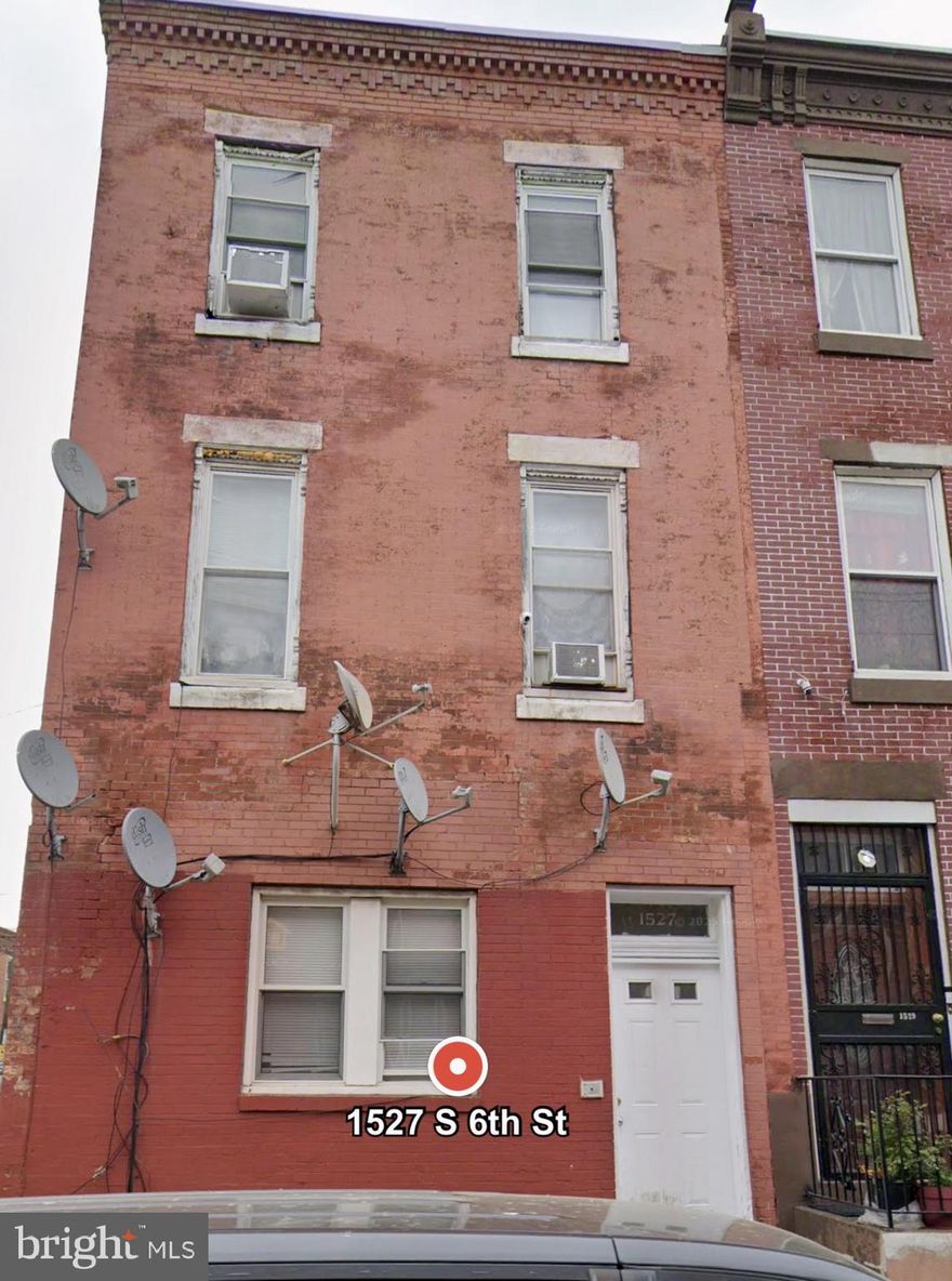 Legal quadruplex corner property, fully rented. Offering two 3-bedroom apartments and two 1-bedroom apartments. Solid income-producing property with strong rental potential. Property needs some updating and repairs, presenting a great opportunity to improve value and maximize long-term returns.