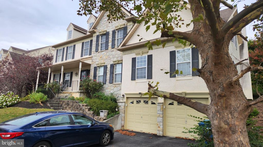 Photo of 8 Jackson Court, DOWNINGTOWN, PA 19335 (MLS # PACT2111396)