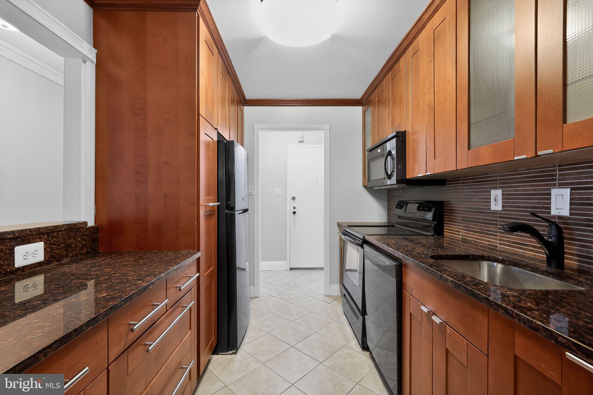 WASHINGTON TOWER - Residential